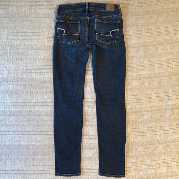 AE Skinny Jeans Size 2R - Picture 2 of 3